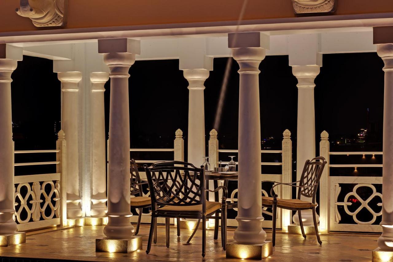 Jhadol Vijay Vilas Near Lake Pichola Udaipur Exterior photo